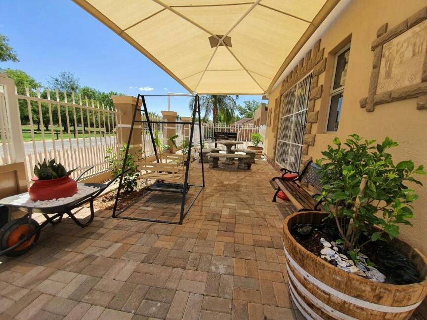 Tehillah Guesthouse Upington Exterior foto