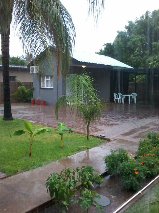 Tehillah Guesthouse Upington Exterior foto